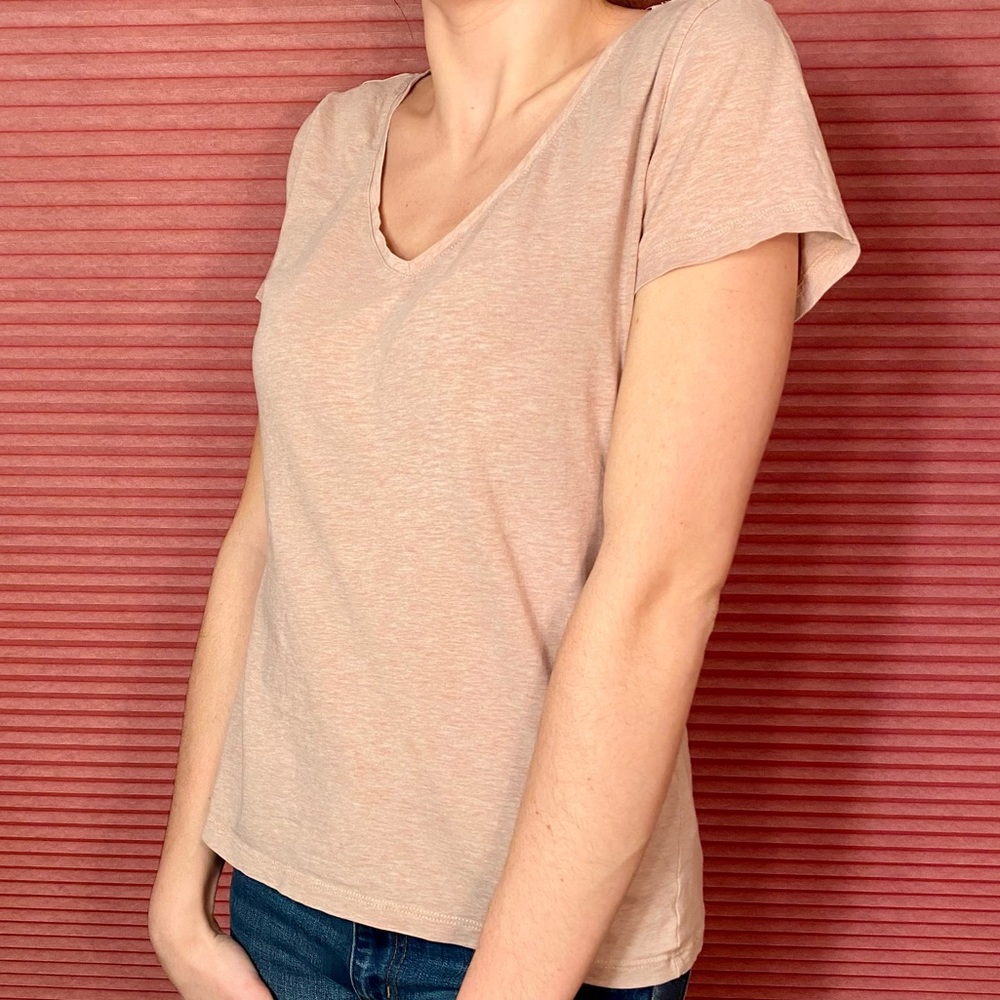 H&M Basic T-Shirt - Picture 2 of 7